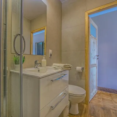 Lägenhet Kapitanski Do 6 Osob-25 Min Od Plazy